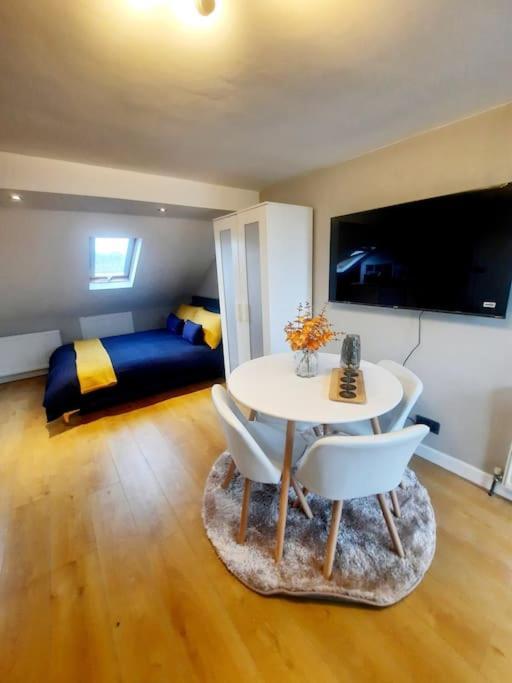 Alross Studio Flat / Private Bathroom Λονδίνο Εξωτερικό φωτογραφία