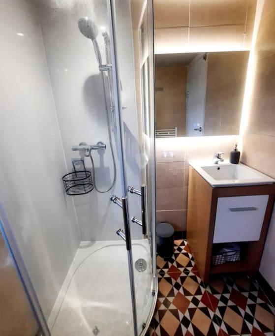 Alross Studio Flat / Private Bathroom Λονδίνο Εξωτερικό φωτογραφία